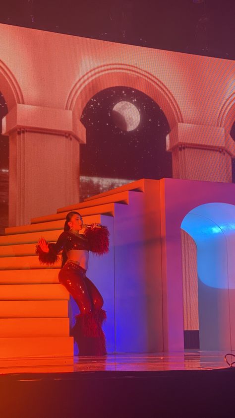 Kali Uchis Performing, Kali Uchis Red Moon In Venus Tour, Kali Uchis Background, Red Moon In Venus Kali Uchis Wallpaper, Red Moon In Venus Kali Uchis, Kali Aesthetic, Kali Uchis Concert, Kali Uchis Red Moon, Kali Uchis Wallpaper