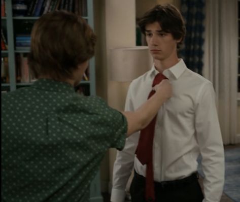 Cooper Bradford X Oliver Otto, Oliver From American Housewife, Cooper X Oliver American Housewife, Oliver American Housewife, Oliver Otto American Housewife, Cooper And Oliver, Cooper Bradford, Logan Pepper, Daniel Dimaggio