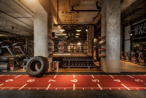 Review of BXR London - The World's First High-End Boxing Gym Fitness Design Gym, Boutique Fitness Studio, Boutique Gym, Gym Design Interior, Luxury Gym, Fitness Boutique, Gym Interior, Home Gym Design, Boxing Gym