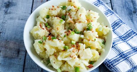 No Mayo Potato Salad No Mayo Potato Salad, Mayo Potato Salad, Cold Spaghetti Salad, Potato Salad No Mayo, Red Potato Salad Recipe, Good Fried Chicken, Fried Chicken Recipe Southern, Tomato Pasta Salad, Red Potato Salad