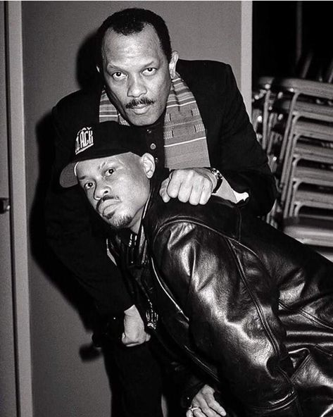 Guru and Roy Ayers in between rehearsals during the era of Guru's Jazzmatazz, Vol. 1 (Guru's debut solo album), in New Jersey, in 1993. Photography by T. Eric Monroe. Hip Hop Illustration, Roy Ayers, History Of Hip Hop, Krs One, Real Hip Hop, Solo Album, 90s Hip Hop, Soul Music, Music Legends