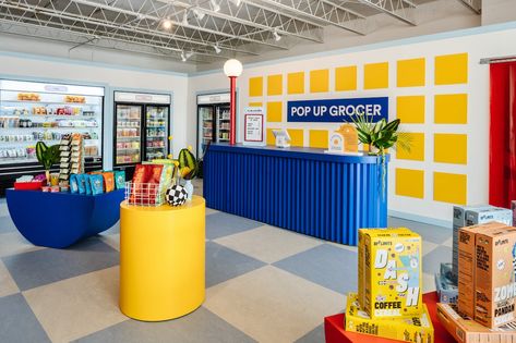 After stops in Brooklyn and Chicago, the roving experiential supermarket Pop-Up Grocer has landed in its next destination: Miami’s Wynwood Arts District. Open Restaurant, Grocery Market, Grocery Supermarket, Neri Hu, Public Artwork, Experiential Marketing, Event Signage, Chinese Architecture, Article Design