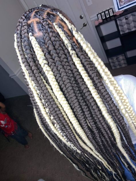 Black And Platinum Knotless Braids, White And Black Knotless Braids, Black And Blonde Knotless Braids With Curls, Black And White Braids For Black Women, Black And Blonde Braids Black Women, Black And White Knotless Braids, Knotless Braids Black And Blonde, Blonde Black Braids, White And Black Braids