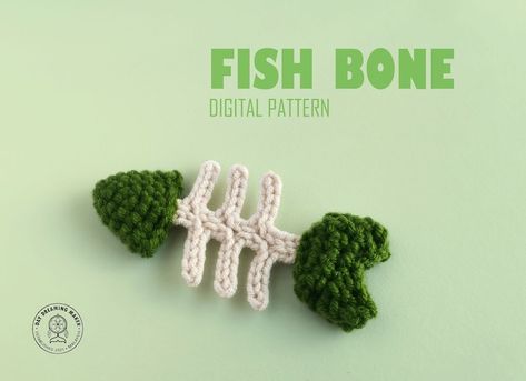 Crochet Fish Skeleton, Crochet Fish Bowl Free Pattern, Crochet Fish Applique Pattern Free, Weird Crochet Projects, Crochet Oyster, Fish Crochet Pattern Free, Crochet Fish Pattern Free, Crochet Aquarium, Crochet Fish Patterns