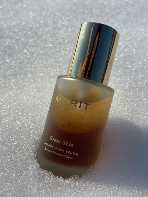 Merit Glow Serum, Merit Serum, Jules Makeup, Glowing Serum, Makeup List, Glow Serum, Care Hair, Clean Skincare, Clean Girl