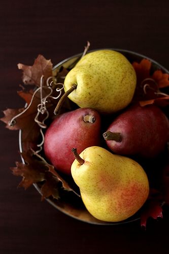 Getting Ready For Fall | Flickr - Photo Sharing! Pear Cake, Red Pear, Fruit Photography, Pear Trees, Beautiful Fruits, Hand Pies, Fruit And Veg, Beautiful Food, Fruits And Veggies