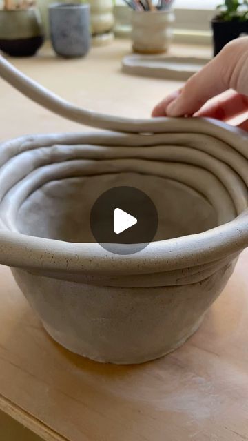 Coil Pottery Vase, Ceramic Coil Vase, Coil Bowls Ceramic, Coiling Pottery, Coil Vase, Coil Pottery, Functional Pottery, Pottery Ceramics, Ceramic Artists