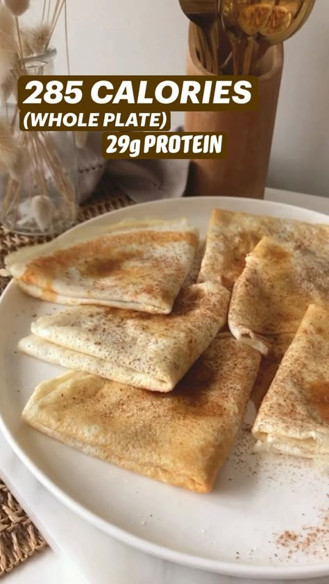 Low calorie crepes ( high protein ) | Pinterest Cut Meals, Munchies Food, Protein Crepes, Wallpaper Food, Healthy Dinner Recipes Chicken, No Calorie Foods, Healthy Sweets Recipes, Healthy Sweets, High Protein Recipes