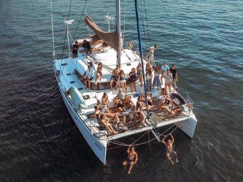 Hestia Catamaran available for Private Boat Hire Sydney Harbour Tropical Boat Party, Birthday Boat Party, Wedding Thailand, Party Boat, New Years Eve Fireworks, Sunset Party, Organizing Life, Play That Funky Music, Private Boat