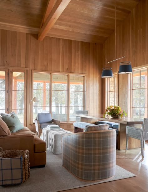 welcoming refuge - Collins Interiors Knotty Pine Rooms, Cozy Modern House, Wood Paneled Walls, Collins Interiors, Ranches Living, Ski House, Pool Rooms, Wood Panel Walls, New Home Designs