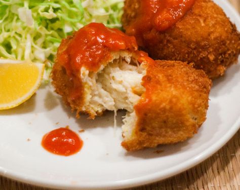 nippon nin: Crab Cream Croquette (Kani Kuream Korroke) Japanese Croquette Recipe, Korokke Recipe Japanese Style, Croquettes Japanese, Japanese Kroket, Salmon Furikake, Asian Appetizers, Crab Recipes, Party Finger Foods, Japanese Cooking