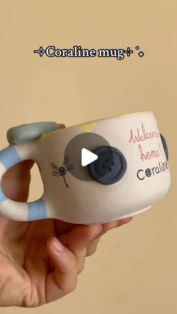 Baby ceramic ꩜ 𖣘 on Instagram: "Coraline mug ☕️  I wish you could paint that fast, oh how nice it would be 🤧🐈‍⬛🌀I will be taking pre-orders again in mid-August.!  .  .  .  #coralinejones #ceramicart #coralinemovie #coralinemug #ceramicstudio #pottery #ceramicmug #ceramics #ceramiccoating #coralinemovie #explorepage #ceramicart #artis #handmadewithlove #2000s" Coraline Pottery, Coraline Mug, Coraline Ceramics, Coraline Cup, Coraline Gifts, Coraline Movie, Coraline Jones, Pinch Bowls, Painted Mugs