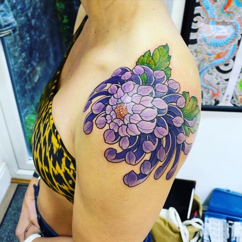 Chrysanthemum Tattoo Purple, Tattoo On Elbow, Purple Chrysanthemum, Rhino Tattoo, Chrysanthemum Tattoo, Tat Ideas, On The Top, Body Workout, Tattoo On