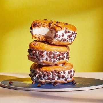 Cookie Ice Cream Sandwiches, Epicurious Recipes, Cookie Ice Cream, Popular Cookies, Delish Desserts, Ice Cream Cookie Sandwich, Lactation Cookies, Chocolate Chip Ice Cream, Delectable Desserts