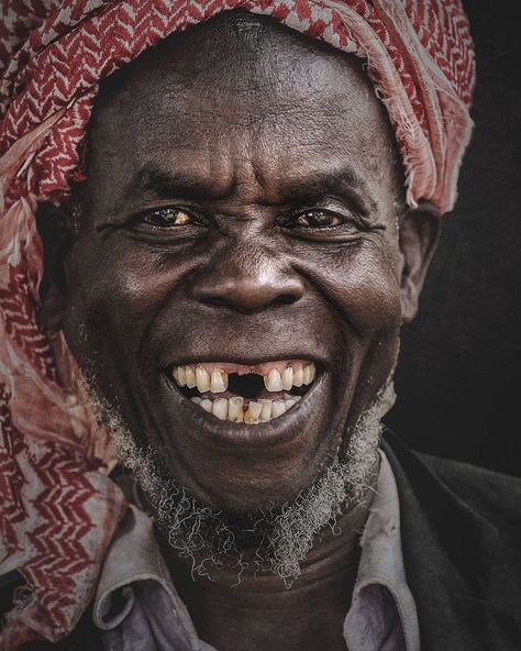 African Lifestyle, Old Faces, African Style, Lee Jeffries, People Photography, Funny Valentine, African Fashion, How Many, Human