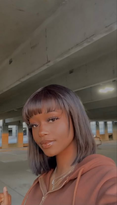 Bob With Curtain Bangs Black Women, Bob With Bangs For Black Women, 10 Inch Bob Wig, Black Girls With Bangs, 10inch Bob Wig, 10 Inch Bob, Bob With Fringe Bangs, Bob Wig With Bangs, Dyed Hair Inspiration