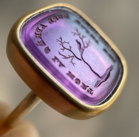 Intaglio Ring, Gabriella Kiss, Jewellery Inspiration, Love Token, Pink Ring, Lovely Jewellery, 22k Gold, Dream Wardrobe, 18th Century