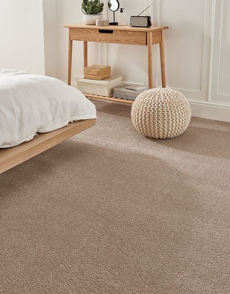 Our Malmo range is a beautiful saxony pile carpet, ideal for use in bedrooms and living rooms where a comfortable underfoot feeling is appreciated the most. Expertly crafted from 100% polypropylene fibres, our Malmo carpet range is not only stain resistant but is also bleach cleanable meaning that it is perfect for those high traffic areas around the home! Featuring a plush 11mm pile height and industry-leading action backing, this carpet is both comfortable underfoot and ideal for those high-tr Home Decor With Carpet, Bedroom Design With Carpet, Beige Carpet White Walls, Carpet In Room Ideas, Oatmeal Carpet Bedroom, Seagrass Carpet Bedroom, Carpet House Decor, Woven Carpet Living Room, Living Room Brown Carpet