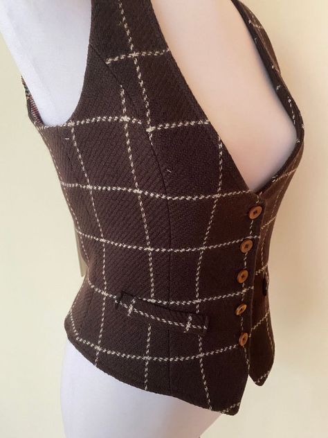 Women's Waistcoat Pattern, Free Waistcoat Pattern, Waistcoat Sewing Pattern Free, Waistcoat Woman Pattern, Waistcoat Pattern Sewing, Vest Patterns For Women Sewing, Womens Vest Pattern, Patterned Waistcoat, Waistcoat Sewing Pattern