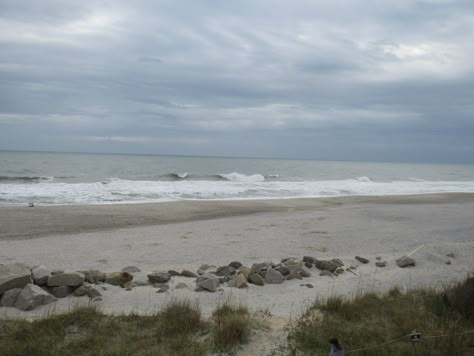 Beautiful landscape photo of a North Carolina beach including ocean and shoreline, Pinterest Cute, Coast Aesthetic, Types Of Aesthetics, Cabin Aesthetic, North Carolina Beaches, Beach Picture, Ocean Landscape, Ocean Pictures, Carolina Beach