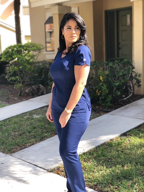 NEW! Healing Hands HH Works Collection 2525- Madison Top & 9500- Rachel Pant Photo Credit: @nursemonicad #healinghandsscrubs #hhscrubs #scrublife #nurse #nursing #nursingschool #nurselife #nursingstudent #rn #medicine #nurses #nursesofinstagram #medical #hospital #doctor #medschool #nursesrock #healthcare #medstudent #medicalschool #registerednurse #health #nursepractitioner #scrubs #medicalstudent #love #motivation #lpn #cna #premed Thick Nurse, Cute Nursing Scrubs, Nurse Fancy Dress, Whitehouse Washington, Nursing Pictures, Nurse Outfit Scrubs, Healing Hands Scrubs, Wonderwink Scrubs, Hello Nurse