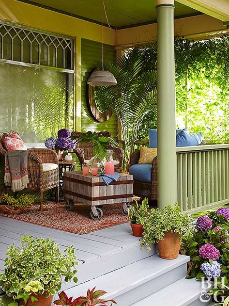 outdoor porch green room Veranda Design, Porch Kits, Building A Porch, Front Porch Design, House With Porch, Front Porch Decorating, Porch Design, Outdoor Porch, Green Rooms