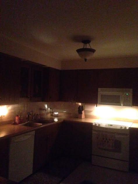 My kitchen at night 💙💙 Kitchen At Night, Poem Design, 70s House, Creepy Kids, Creepy Houses, Dark House, Dark Kitchen, Night Background, Insta Profile Pic