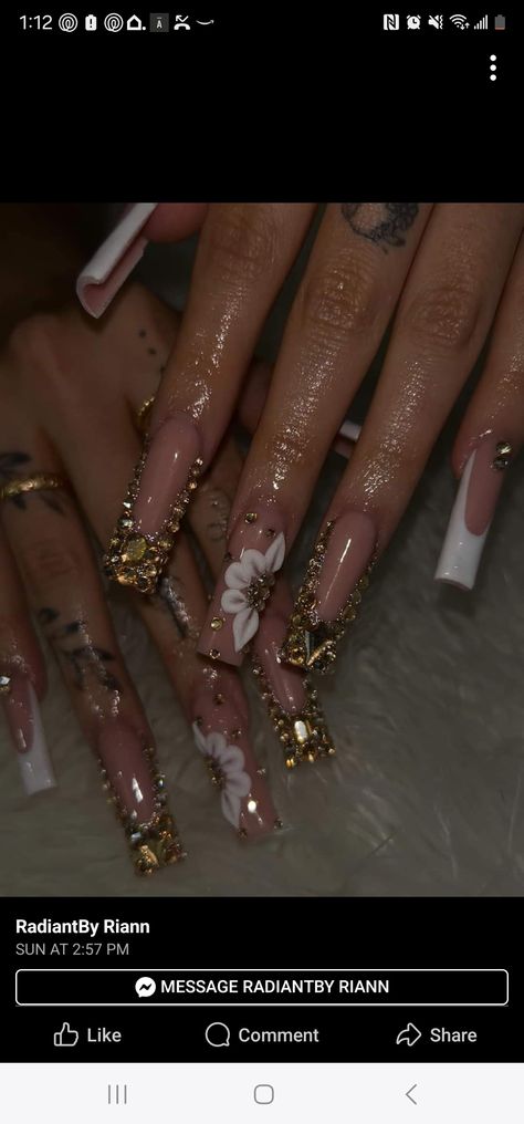 Gold 3d Flower Nails, Nails With Gold Gems, Gold Gem Nails, Latina Nails, Quinceanera Nails, Gold Acrylic Nails, 3d Flower Nails, Long Acrylic, Gem Nails