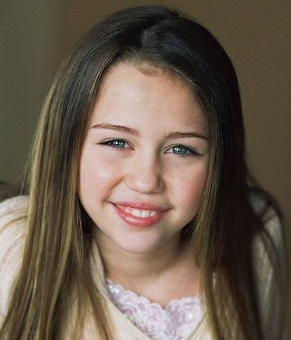 Miley Cyrus Childhood, Franklin Tennessee, Music Magazine, Childhood Photos, Miley Cyrus, Destiny, Smiley, Tennessee, Magazine