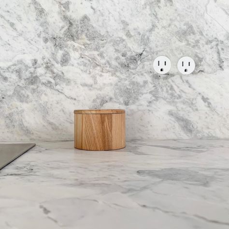 The @bocci22 flush outlets make all the difference in a backsplash. After shelling out for nice stone, we think it’s such a nice detail to… Flush Outlets, Kitchen Backsplash Outlets, Outlets In Backsplash, Backsplash Outlets, Stone Backsplash, Tile Grout, Kitchen Pantry, Kitchen Backsplash, Minimal Design