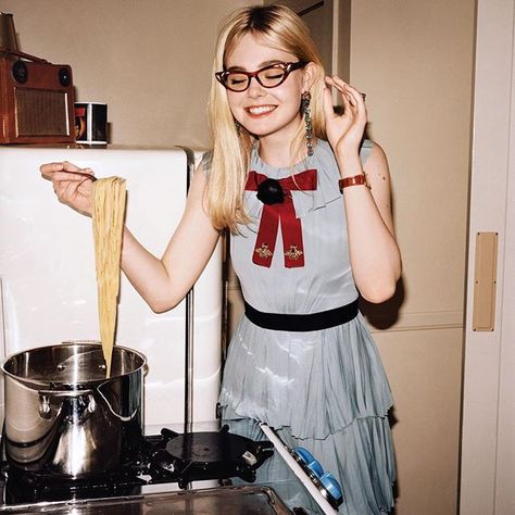 Elle Fanning Style, Fanning Sisters, Dakota And Elle Fanning, Nerd Fashion, Teresa Palmer, Dakota Fanning, Vogue Us, Julianne Moore, Next Fashion