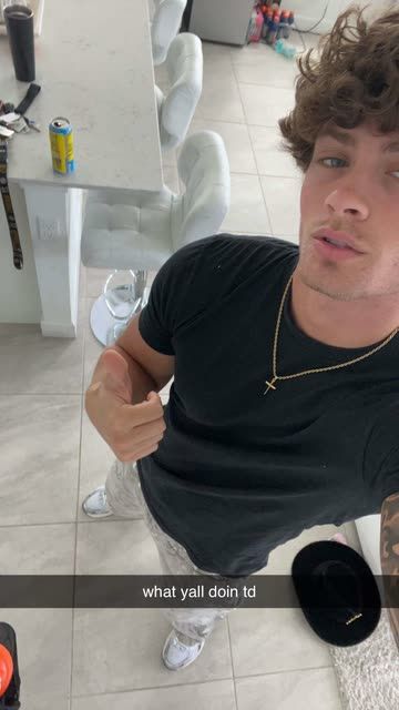 View this Snap from Ace Akers on Snapchat! Ace Akers, Ideal Guy, Welcome To My Life, Men Bodies, Consumer Health, Florida Usa, Attractive Guys, Snapchat Stories, My Future Husband