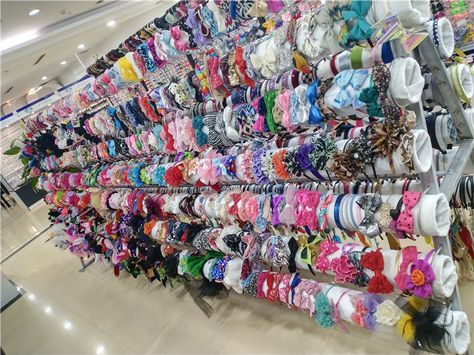 Hair Accessories Display, Business Ideas For Women Startups, Cheap Hair Accessories, Wholesale Hair Accessories, Wholesale Jewelry Supplies, Store Interiors, Accesories Jewelry, Wholesale Hair, Wrist Jewelry