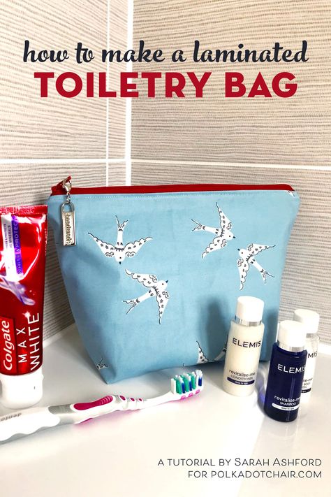 Learn how to make a toiletry bag with laminated fabric. Wipes clean easily! How to sew a wash bag. #sewing #freesewing Zip Pouch Tutorial, Diy Pouch No Zipper, Bag Sewing Tutorial, Dopp Bag, Tote Bag Tutorial, Pouch Sewing, Zipper Pouch Tutorial, Pouch Tutorial, Laminated Fabric