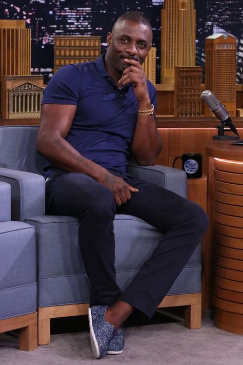 Idris Elba Style, Black Men Fashion Casual, Black Men Fashion Swag, Best Dressed Man, Idris Elba, Blazer Outfit, African Men Fashion, Outfit Trends, Jimmy Fallon