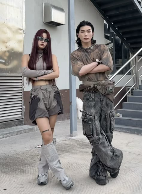 Dti Toxic Wasteland Outfit Theme, Desert Apocalypse Fashion, Wasteland Aesthetic Clothes, Desert Cyberpunk Fashion, Wasteland Outfit, Fitted Post-apocalyptic Cosplay Costume, Edm Outfit, Tokyo Street Style, Lit Outfits