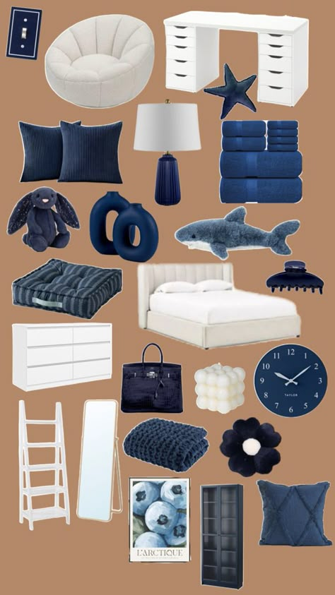 Navy Small Bedroom, Navy Blue Bedroom Decor Inspiration, Indigo Room Decor, Dark Blue And White Bedroom Ideas, Navy Blue Room Inspiration, Dorm Room Navy Blue, Navy Blue Bedrooms Ideas, Navy Blue Aesthetic Bedroom, Room Ideas Aesthetic Blue And White