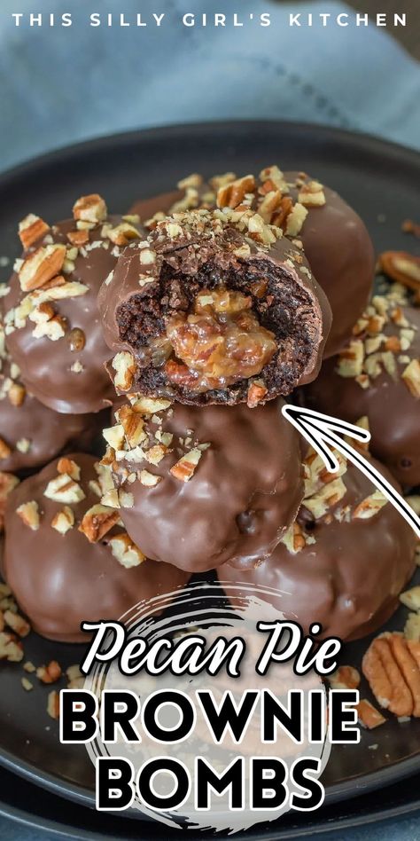 Pecan Pie Brownies, Pecan Pie Filling, The Best Dessert, Brownie Desserts, Candy Recipes Homemade, Pecan Recipes, Melted Chocolate, Best Dessert, Think Food