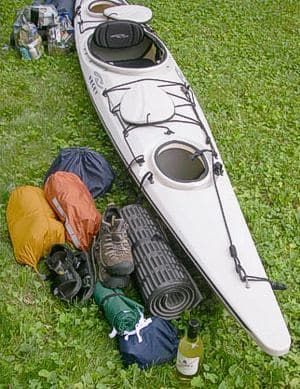 Kayaking Tips, Canoe Camping, Kayak Camping, Kayak Adventures, Camping Guide, Camping Destinations, Kayak Trip, Diy Camping, Camping Checklist