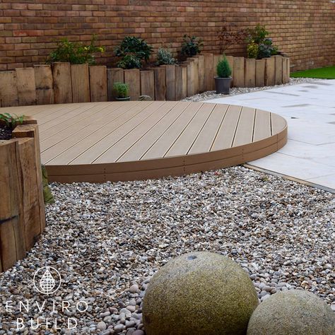 Landscaping Patio, Patio Decking, Curved Deck, Circular Patio, Decking Ideas, Porcelain Paving, Contemporary Garden Design, Garden Magic, Rock Garden Design