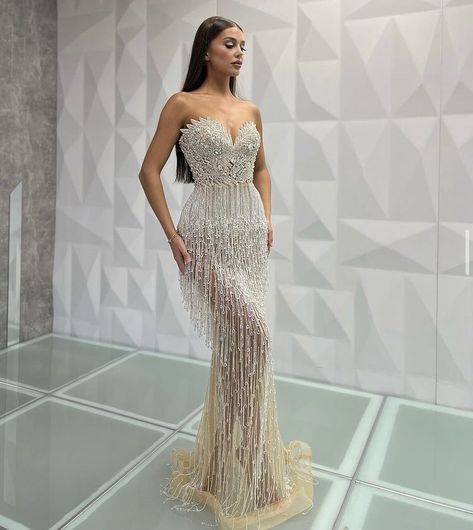 Nigerian Wedding Gowns, Matric Dance Dresses Ideas Unique, Glam Prom Dresses, Matric Ball Dresses, Md Dresses, Wedding Rehearsal Dinner Dress, Matric Dance Dresses, Matric Dance, Prom Girl Dresses