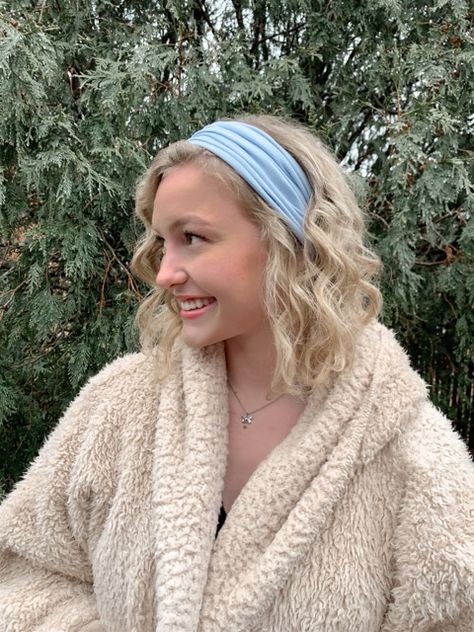 Blue Headband Aesthetic, Aesthetic Headbands, Headbands Aesthetic, Girly Headband, Blue Flower Headband, Hairband Hairstyle, Spring Headband, Light Blue Ribbon, Girly Outfit