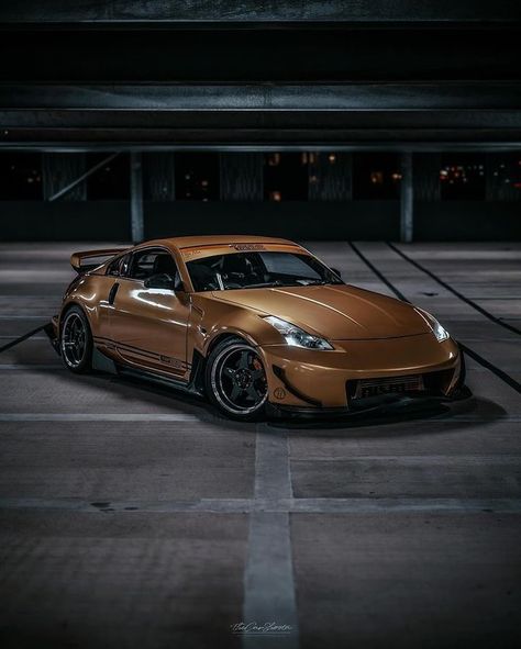 Nissan 350Z ⭐️  @350__liam #jdm #supercars #350z #nissan #iconiccars #car #cars Nissan Z350, 350z Nissan, Dream Cars Range Rovers, Range Rovers, Nissan 350z, Car Wallpapers, Dream Car, Range Rover, Supercars