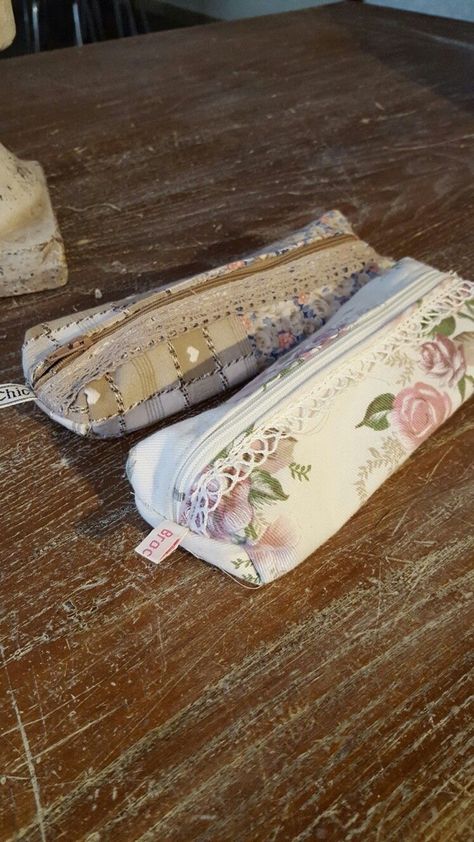 Vintage Pencil Case, Aesthetic Antique, Whimsical Art Journal, Rose Aesthetic, School Bag Essentials, Stuff And Thangs, Pretty Bags, Doll Parts, Antique Lace