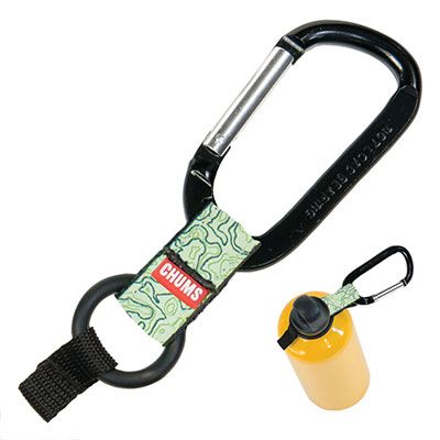 No more searching through your bag or tote to find your water bottle. The sturdy rubber o-ring clip bottle holder allows you to securely attach a bottle of almost any standard size to your belt, purse backpack, or carry-on bag . Small Water Bottle, Water Bottle Carrier, Water Bottle Holder, Purse Backpack, Carabiner Clip, Utila, Water Bottle Holders, Belt Purse, Wallet Pattern