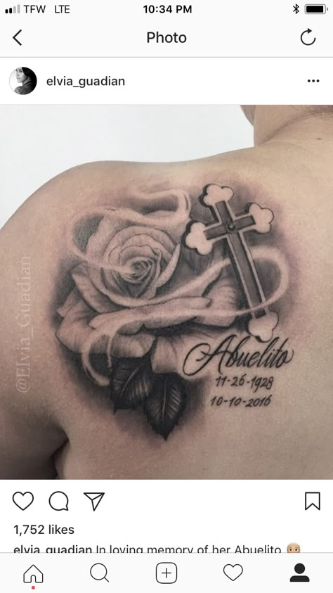 Rest In Peace Tattoos, Traditional Chicano Tattoos, Amazing Tattoos For Women, Memorial Tattoos Mom, Rip Tattoos, Tattoos Mom, Rip Tattoos For Mom, Tattoos For Dad, Loving Memory Tattoos