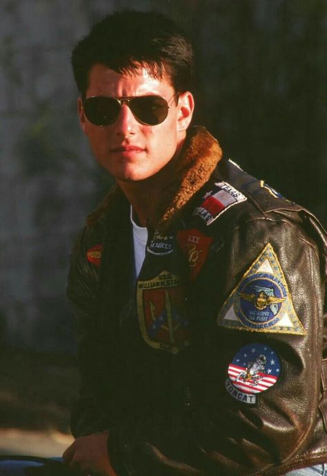 Pete Mitchell, Maverick Top, Tom Cruise Hot, Jas 39 Gripen, Talk To Me Goose, Tom Cruise Movies, Image Moto, Fighter Pilot, Mötley Crüe