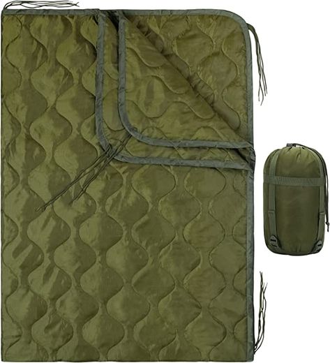 Amazon.com : BARST Woobie Blanket Water-Resistant Poncho Liner Thermal Insulated Camping Blanket with Compression Carry Bag for Ourdoor Hiking Survival Green : Sports & Outdoors Military Poncho, Green Sports, Studio Apt, Camping Blanket, Carry Bag, Sleeping Bag, Nylon Bag, Carry On Bag, Poncho Liner