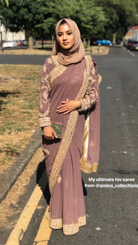 Wedding Sari With Hijab, Sari With Hijab, Hijab Saree, Saree With Hijab, Saree Pakistani, Kashta Saree, Muslim Fashion Hijab Outfits, Pakistani Dresses Casual, Beautiful Pakistani Dresses