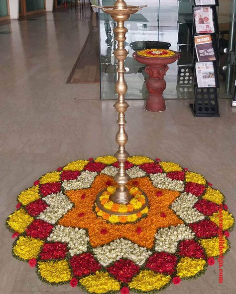 Rangoli Decoration Ideas, Diwali Rangoli Designs Easy, Rangoli Designs Ideas, Decoration Ideas For Diwali, Pool Alarm, Rangoli Decoration, Rangoli Photos, Floral Rangoli, Flower Rangoli Designs